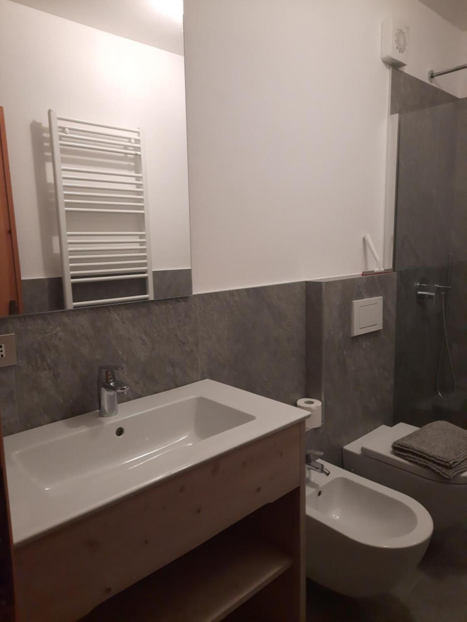 Residence Raffaella Santa Caterina Valfurva Ngoại thất bức ảnh
